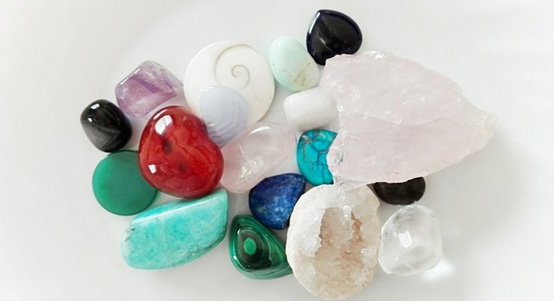 pierres-gemmes-roulees-domidora